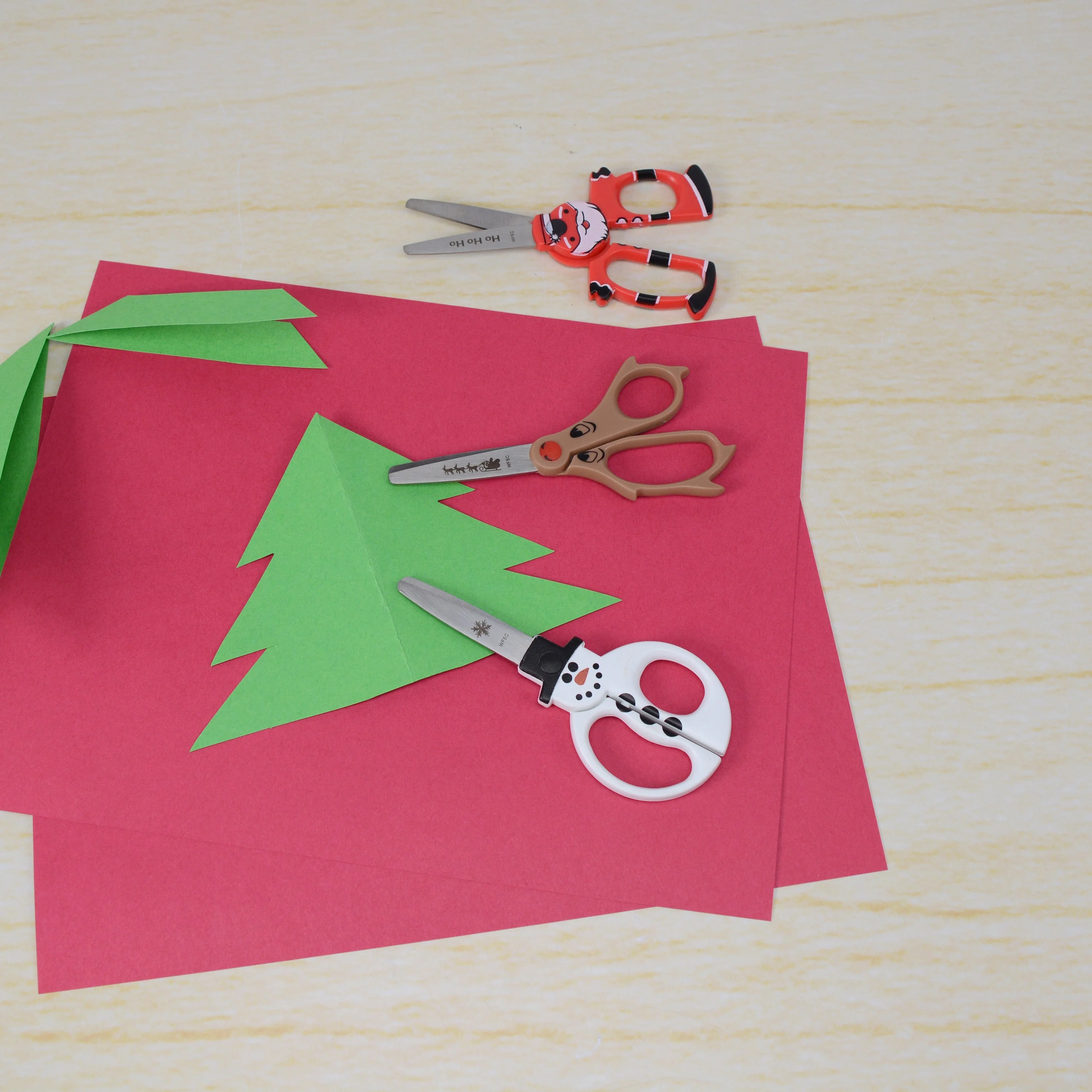 Westcott 5" Kids Holiday Scissors 12-Pack - Image 7