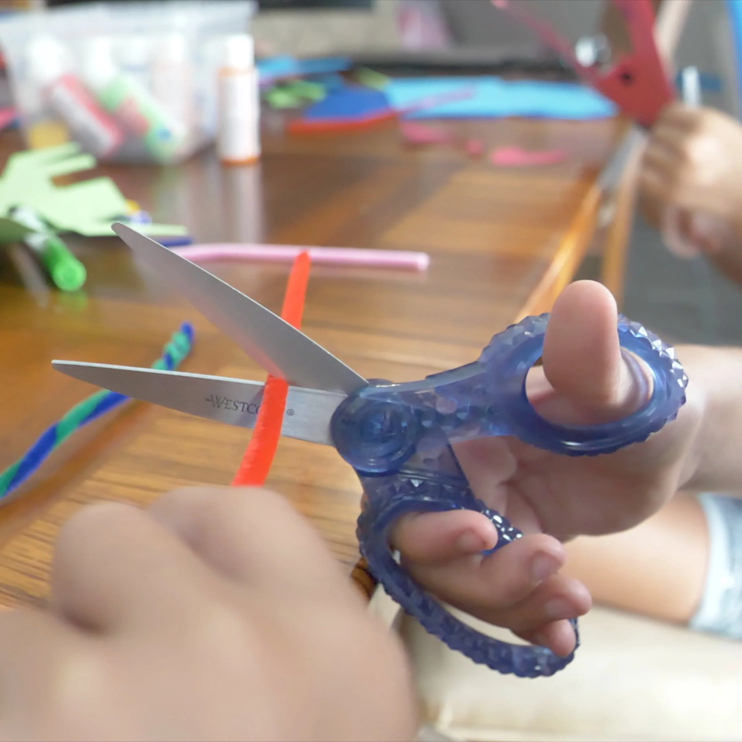 Westcott 7" GEM Crystal-Design Student Scissors, for Kids Aged 12+ - Scissors for School, Craft, Home, DIY, Classroom - Blue (00705-PARENT) - Image 3