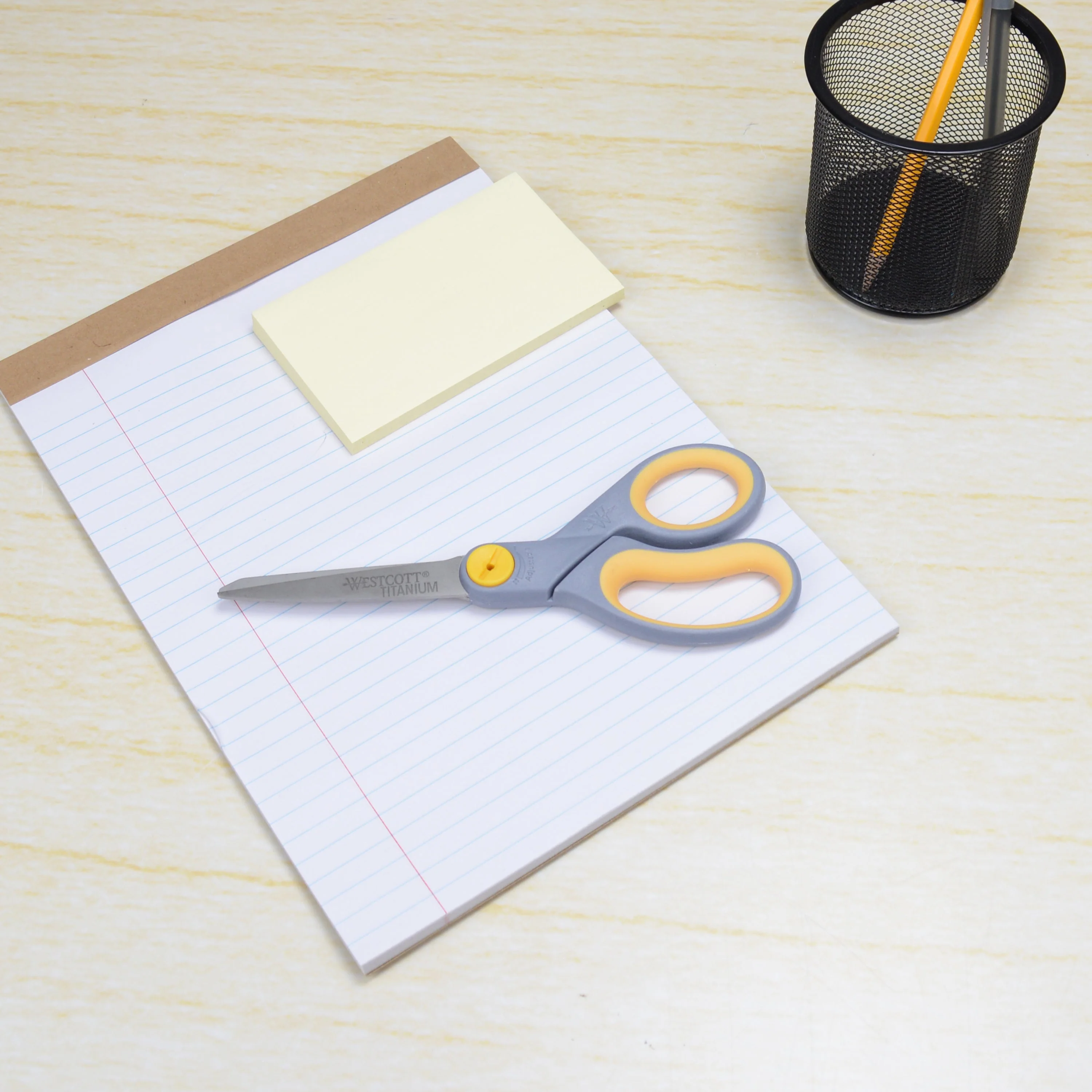 Westcott 8" Straight Soft Handle Titanium Bonded Glide Scissors, Grey/Yellow (13529) - Image 4