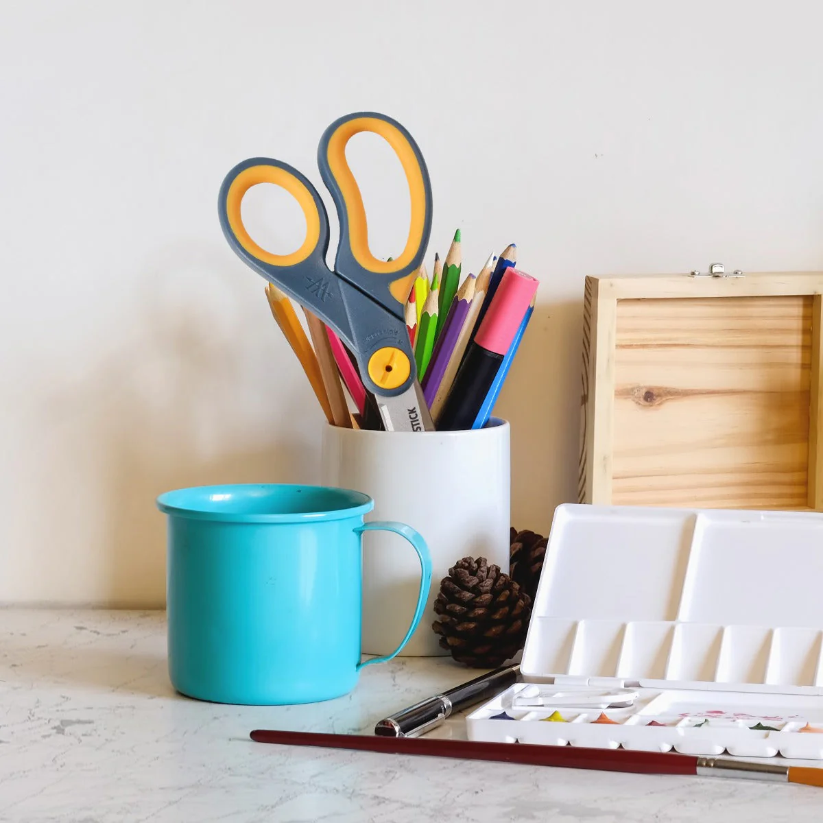 Westcott 8" Glide Titanium Bonded Non-Stick Scissors, Straight (14849) - Image 10