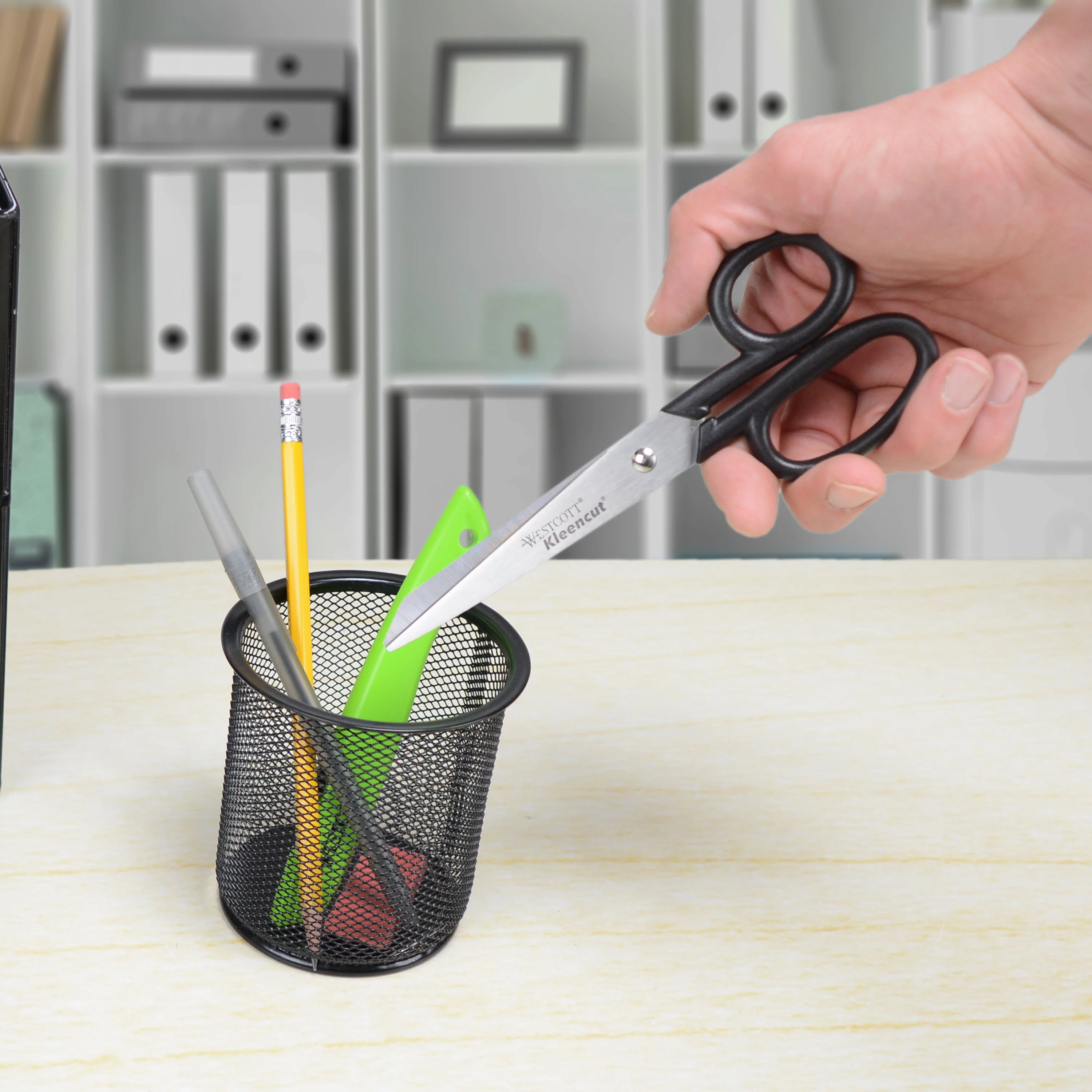 Westcott All Purpose Kleencut Stainless Steel Scissors, 7", Black (19017) - Image 3