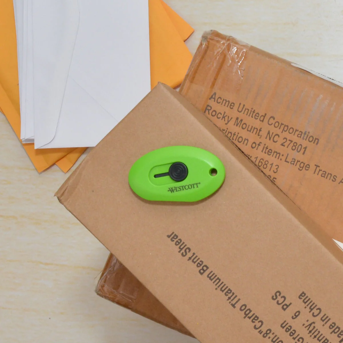 Westcott Compact Retractable Ceramic Box Opener (16474) - Image 6