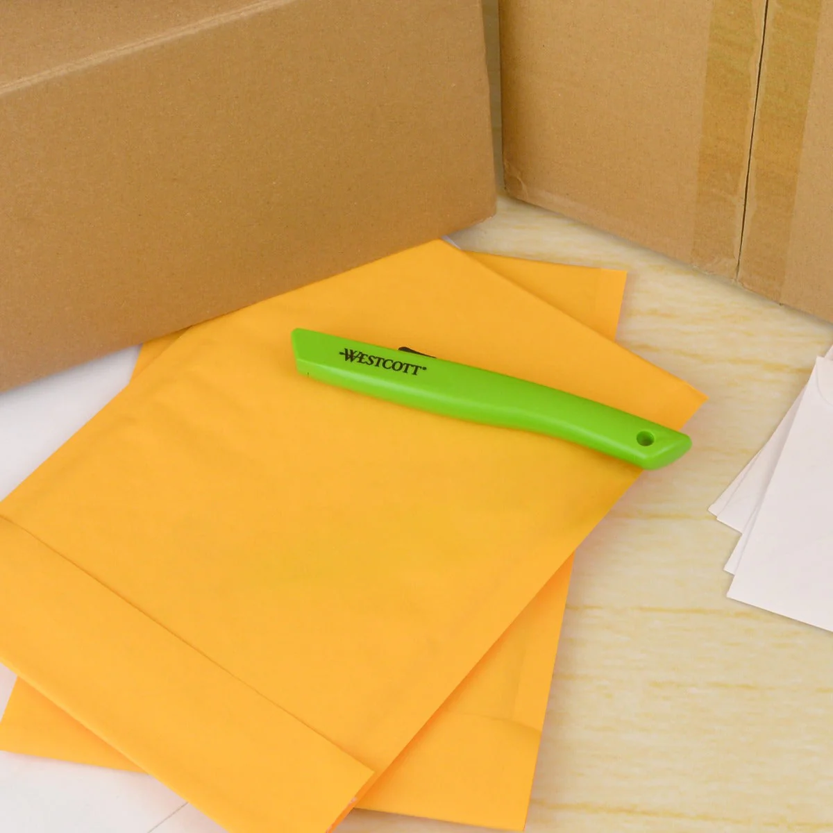 Westcott Full Size Safety Cutter Non Replaceable (17519) - Image 10