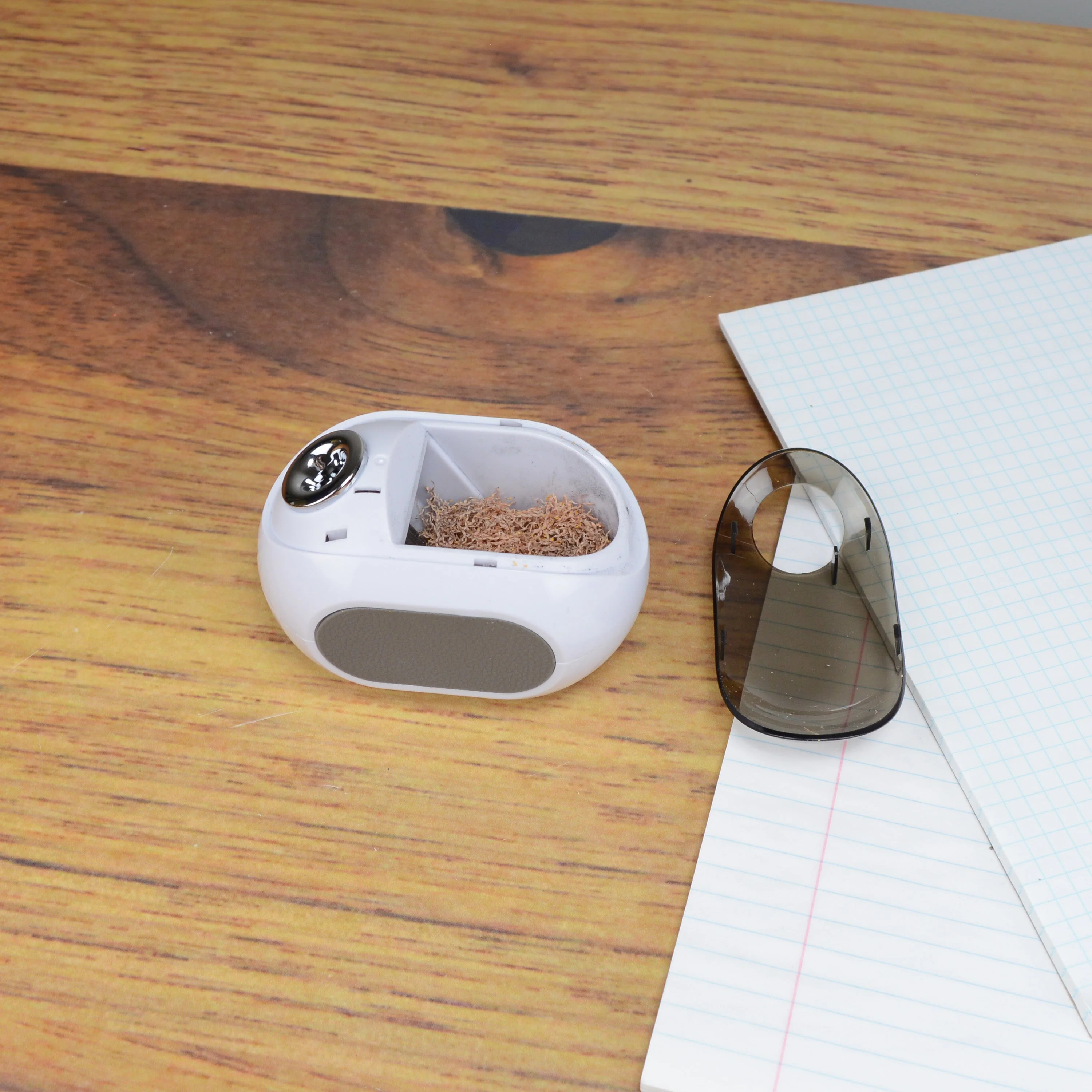 Westcott iPoint Dash Battery Pencil Sharpener, White (00948-PARENT) - Image 8