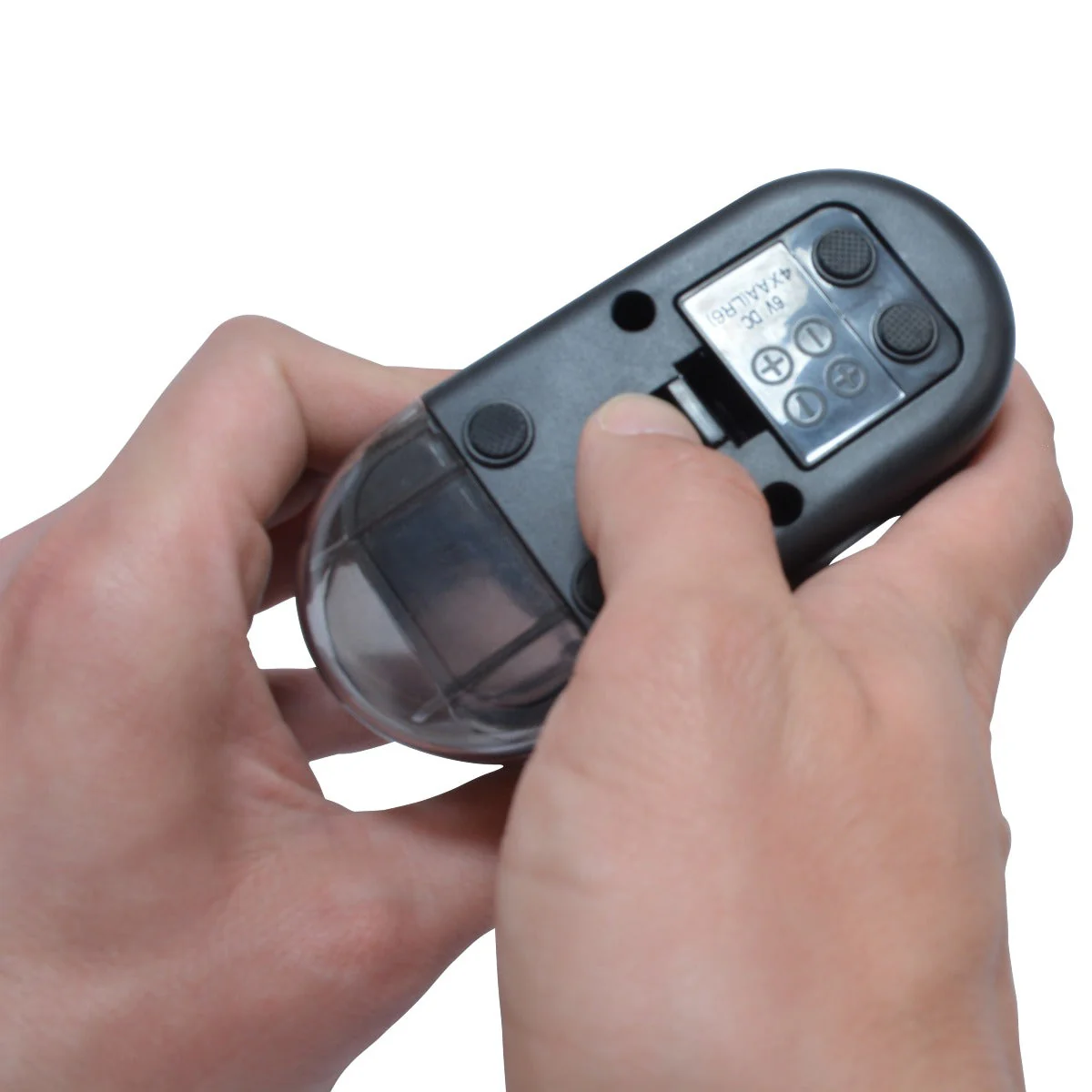 Westcott iPoint Duo™ Dual-Powered Battery/Electric Pencil Sharpener, Black (17812) - Image 4