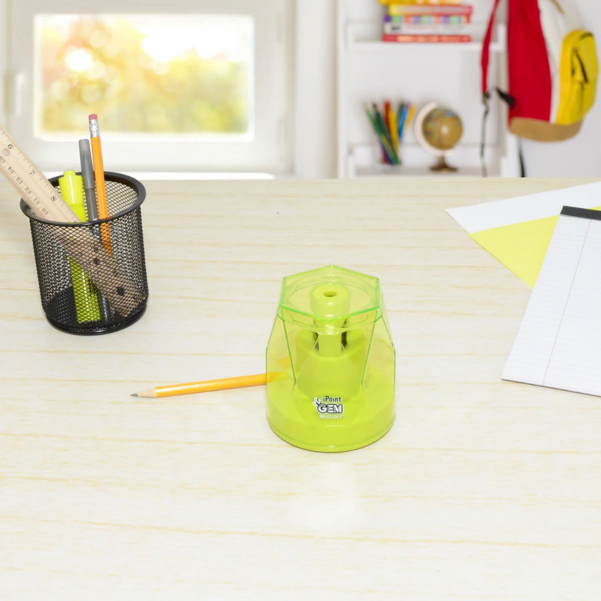 Westcott iPoint® GEM Battery Pencil Sharpener, Neon Green (00577-PARENT) - Image 7