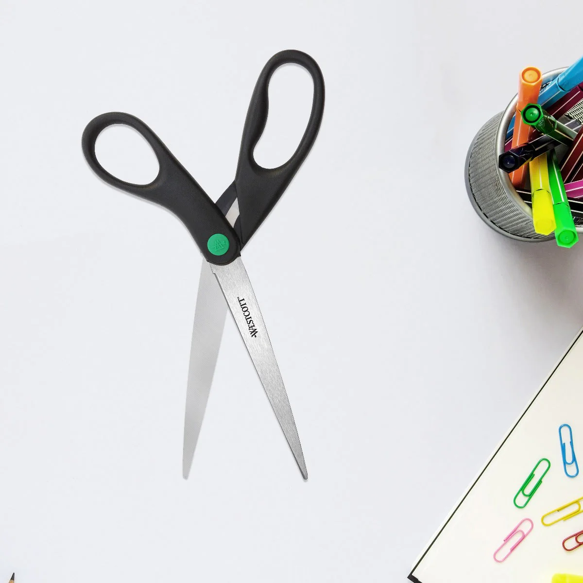 Westcott KleenEarth 9" Recycled Scissors Straight (13138) - Image 3