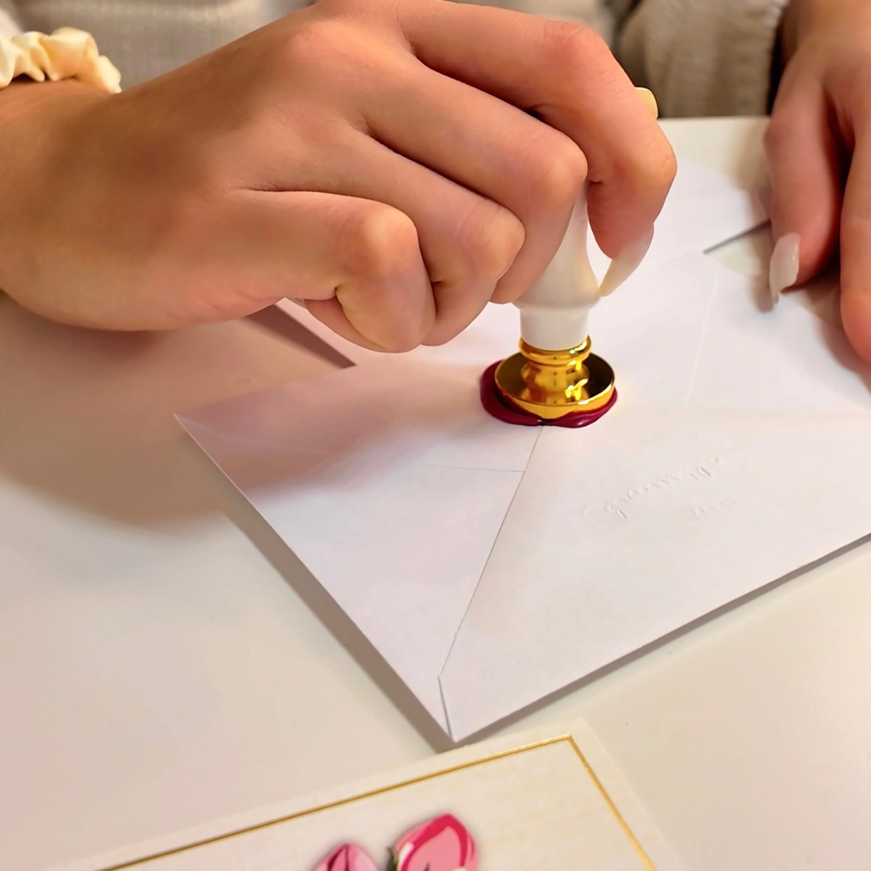 Westcott Wax Stamp Set, Vintage Sealing Kit for Invitations, Cards, Letters, Crafts and More (00870-PARENT) - Image 3